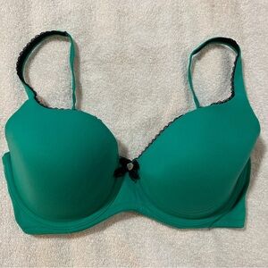 Victoria’s Secret, Body by Victoria, Lined Denim bra 34DD